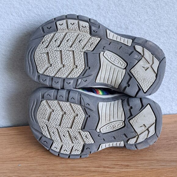 Keen Kids Toddler 8 Newport H2 Rainbow Sandals Waterproof Outdoor Pride Stripe - Picture 3 of 9